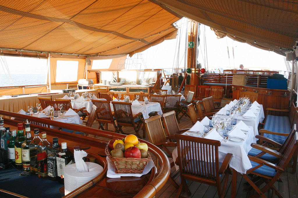 Dining on deck aboard Sea Cloud. * Photo: Sea Cloud Cruises