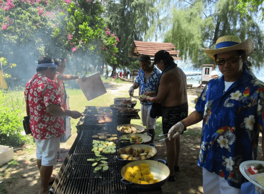 Star Clippers in Thailand features lunch on the beach 