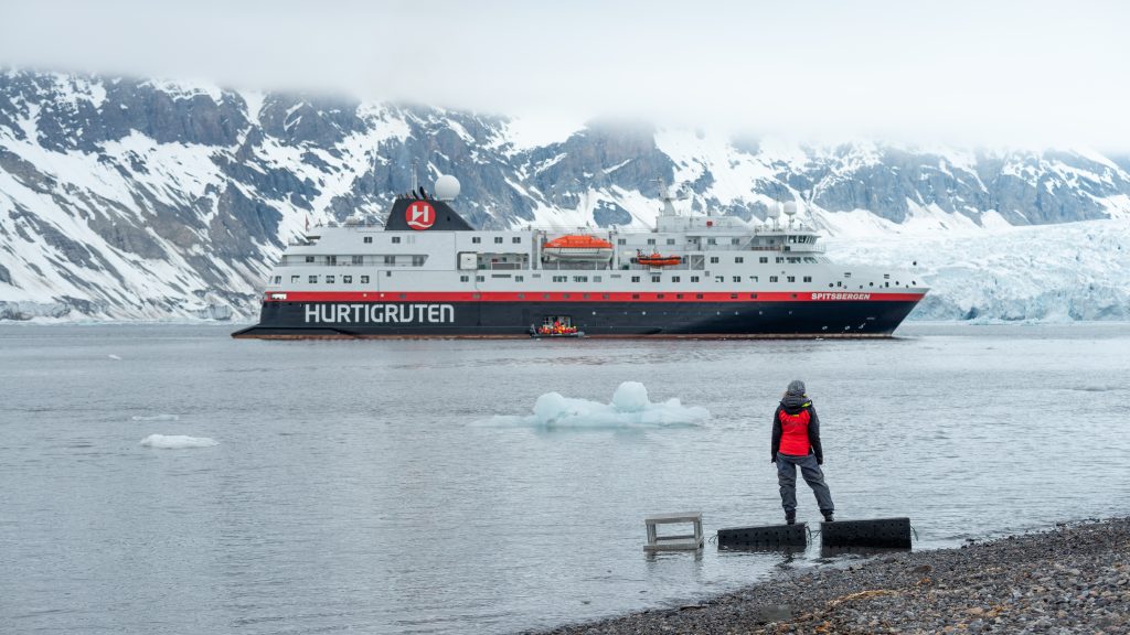 Hurtigruten Expeditions in Svalbard
