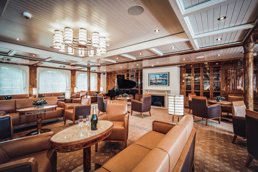 interior lounge of Sea Cloud Spirit