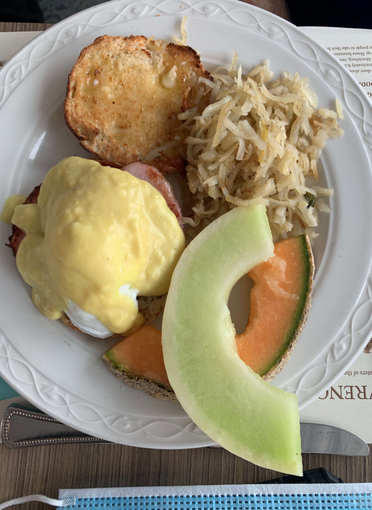 St. Lawrence Cruise Lines’ Canadian Empress breakfast