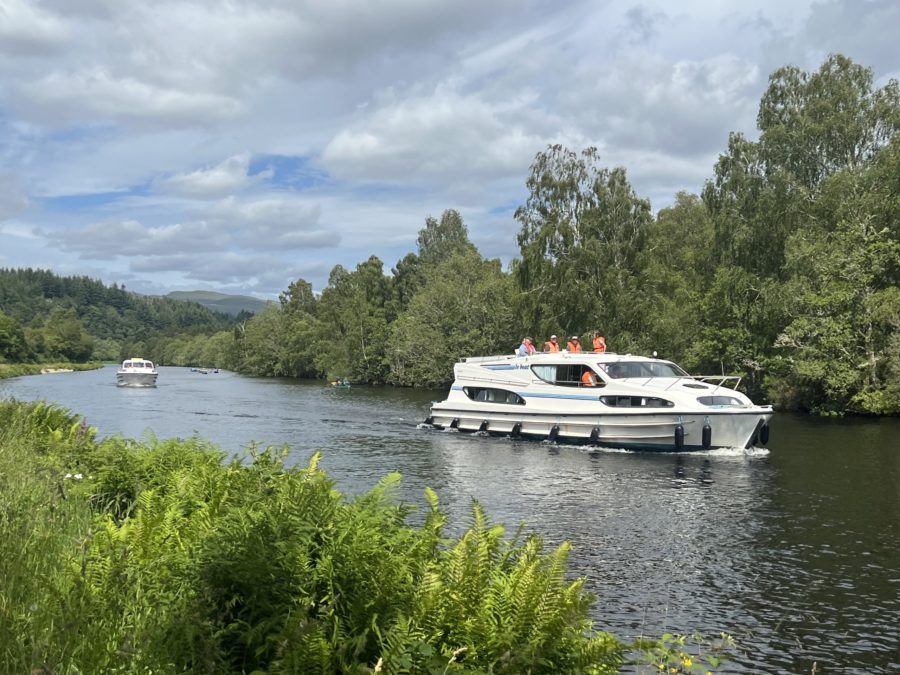Cruising the Caledonian Canal on Le Boat's Le Magnifique
