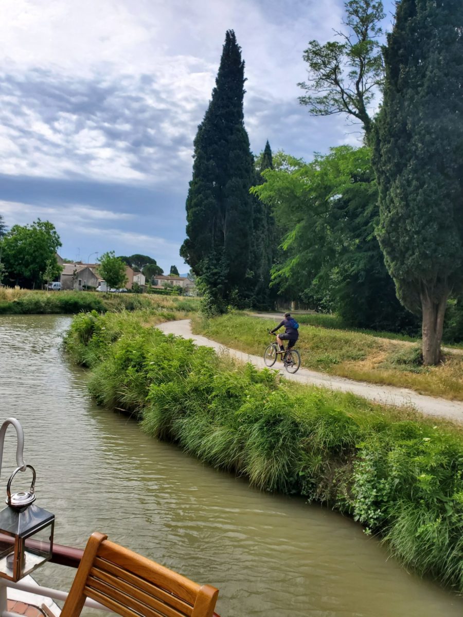 Cycling along the tow path on a Canal du Midi cruise