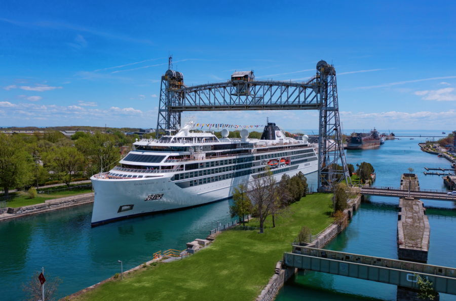 Viking Octantis in the Welland Canal