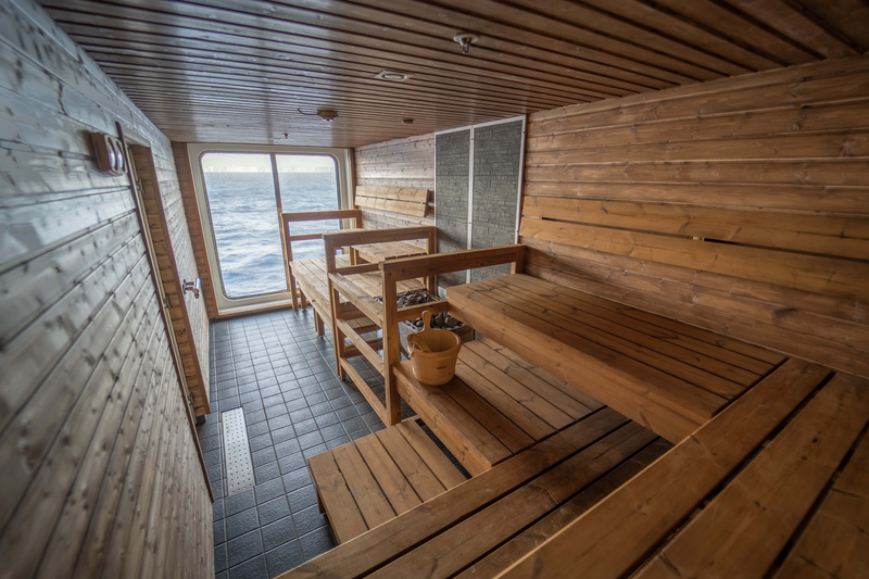Greg Mortimer's oceanview sauna