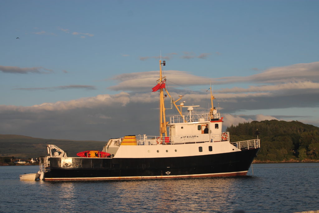 11-pax Seahorse in Tobermory