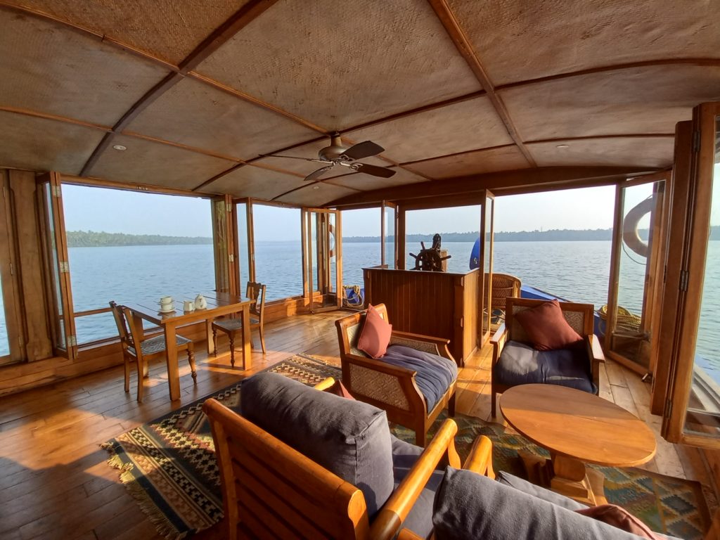 Kerala Houseboat Cruise interior