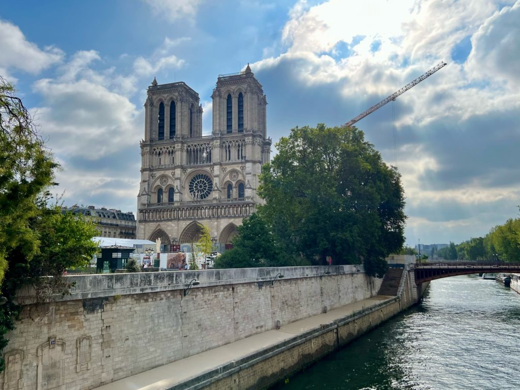 Seine River Cruise has tours that visit famous sites in Paris like Notre Dame