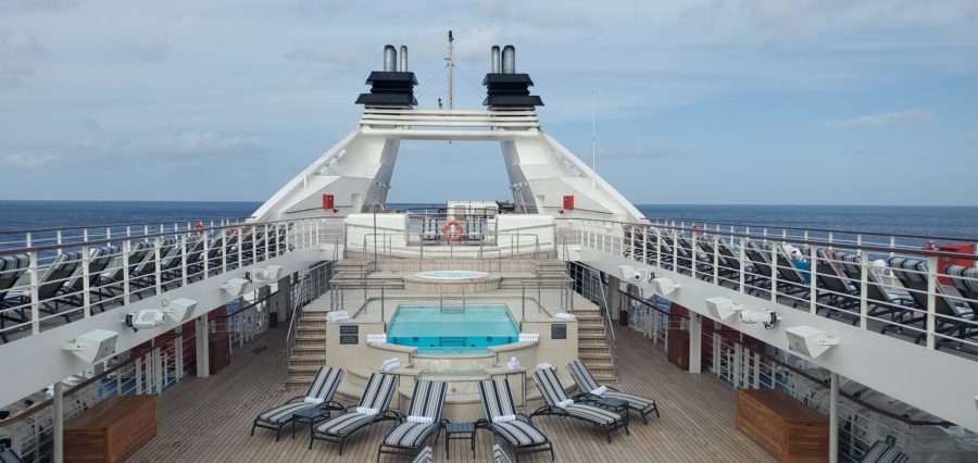 An elevated infinity pool on a romanic windstar cruise