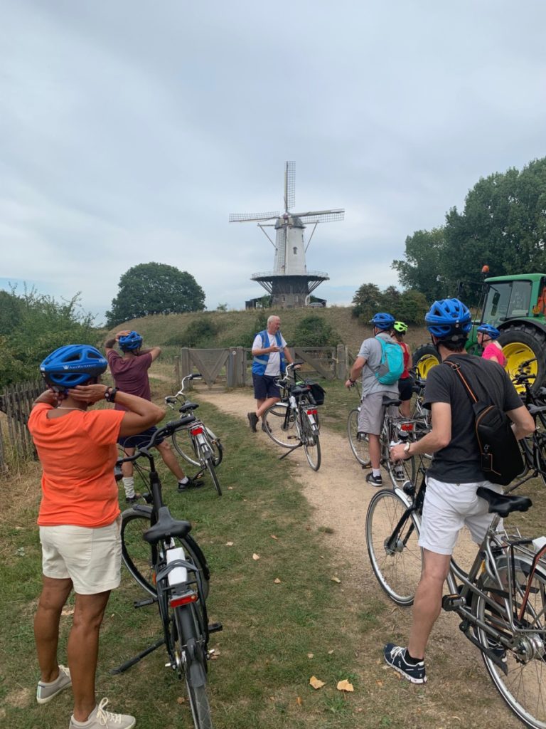 European river cruise cycling tips I learned on ride like one from Veere to Middleburg in the Netherlands