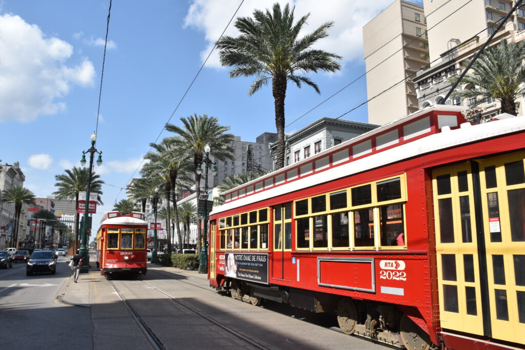 Karl's American Queen Review includes streetcars