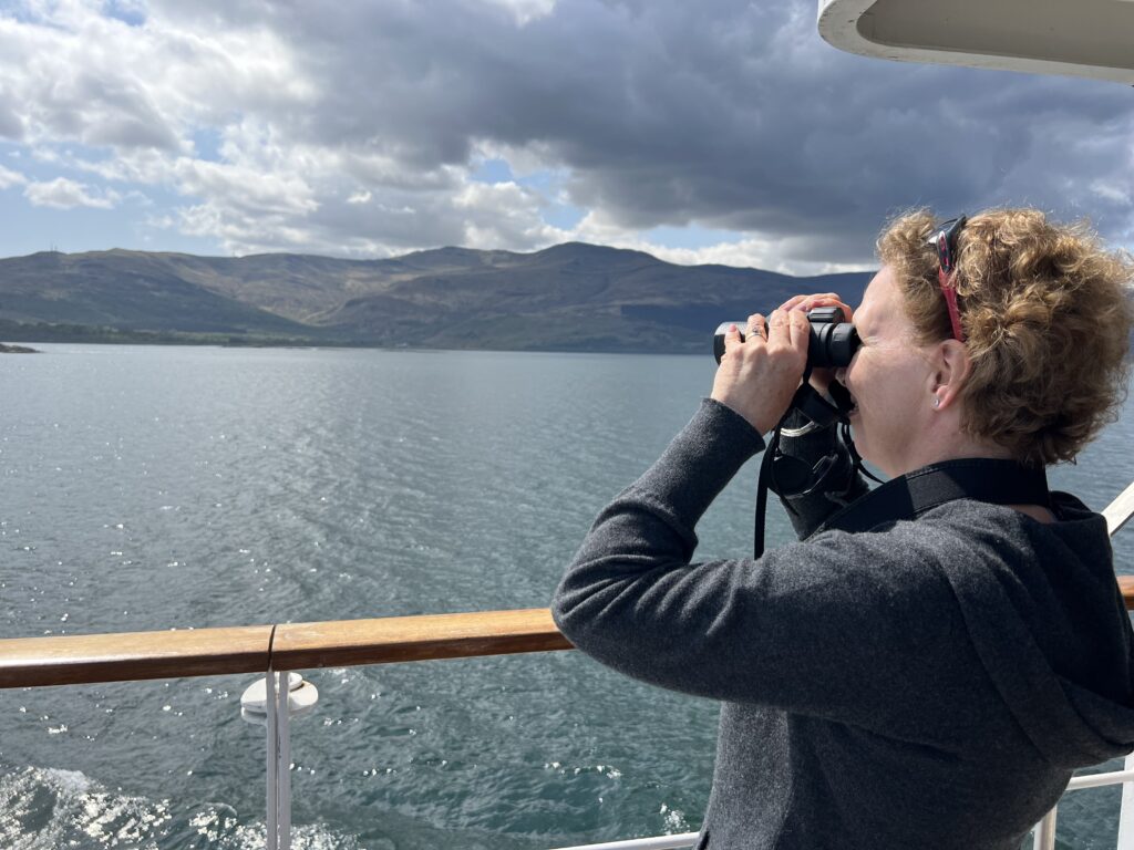 Wildlife viewing aboard Lord of the Highlands.
