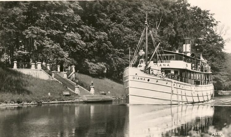 vintage image of the MS Diana Cruise on the Gota Canal