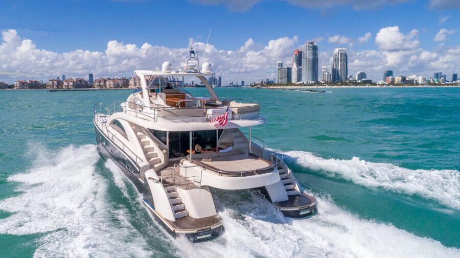 Sailo yacht charters in Miami
