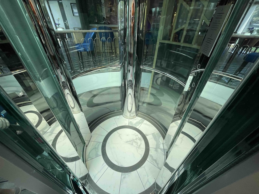 The tubular elevator aboard Riverside Ravel