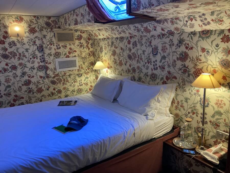 A cabin on Roi Soleil Barge Cruise