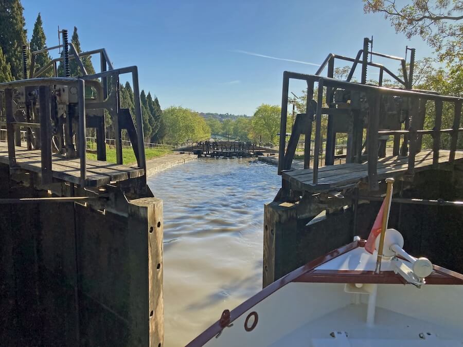 Roi Soleil Barge Cruise Going down the Fonserranes staircase of locks