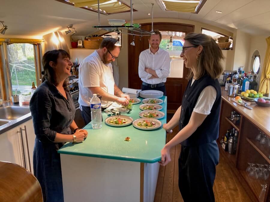 Roi Soleil Barge Cruise's crew