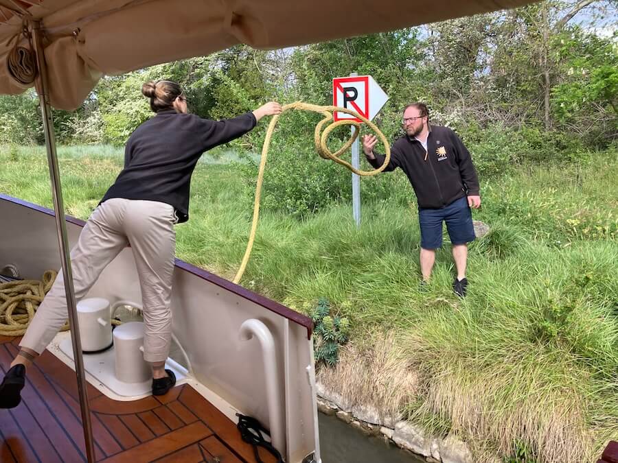 Roi Soleil Barge Cruise crew tying up for the day