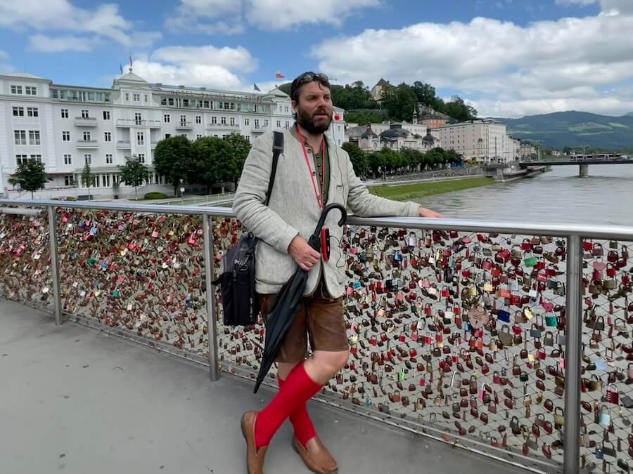 Saltzburg Guide on a Riverside Mozart cruise