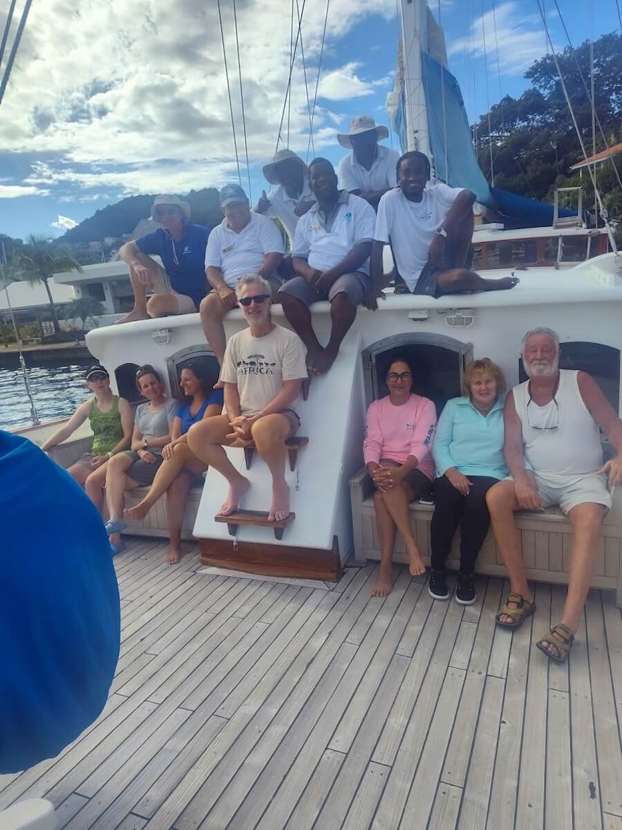 photo of crew and passengers on an Island Windjammers Diamant cruise