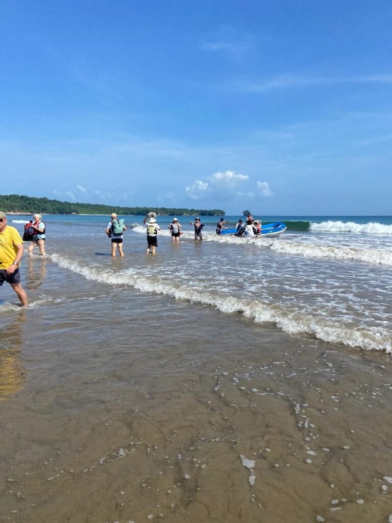 Coming ashore on Pearl Island