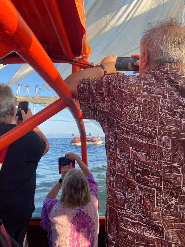 Eager photographers! * Photo: Heidi Sarna