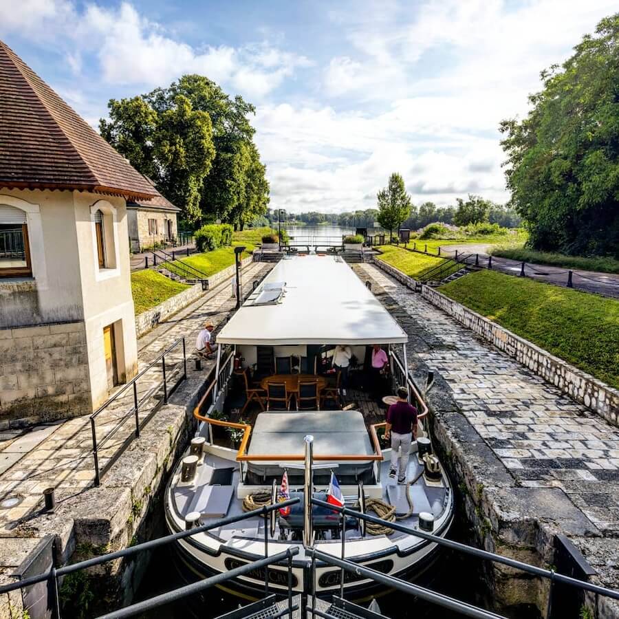 The 5 Best Canals in France for Barge Cruising — An Overview 1 Best Canals in France for Barge Cruising include Canal de Bourgogne