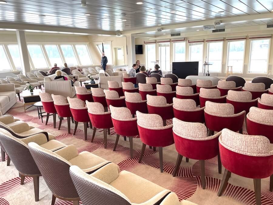 American Harmony Columbia and Snake Rivers Cruise — A Review of Scenic Riverboating on the Trail of Lewis and Clark 6 The River Lounge