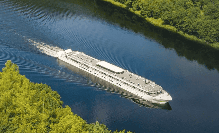 7 Unique Europe River Cruise Itineraries Offered by CroisiEurope 12 CroisiEurope is now offering Seine River cruises on a paddlewheel river boat. * Photo: CroisiEurope