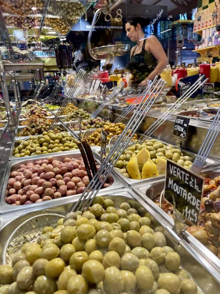 olive selection at the Narbonne market.