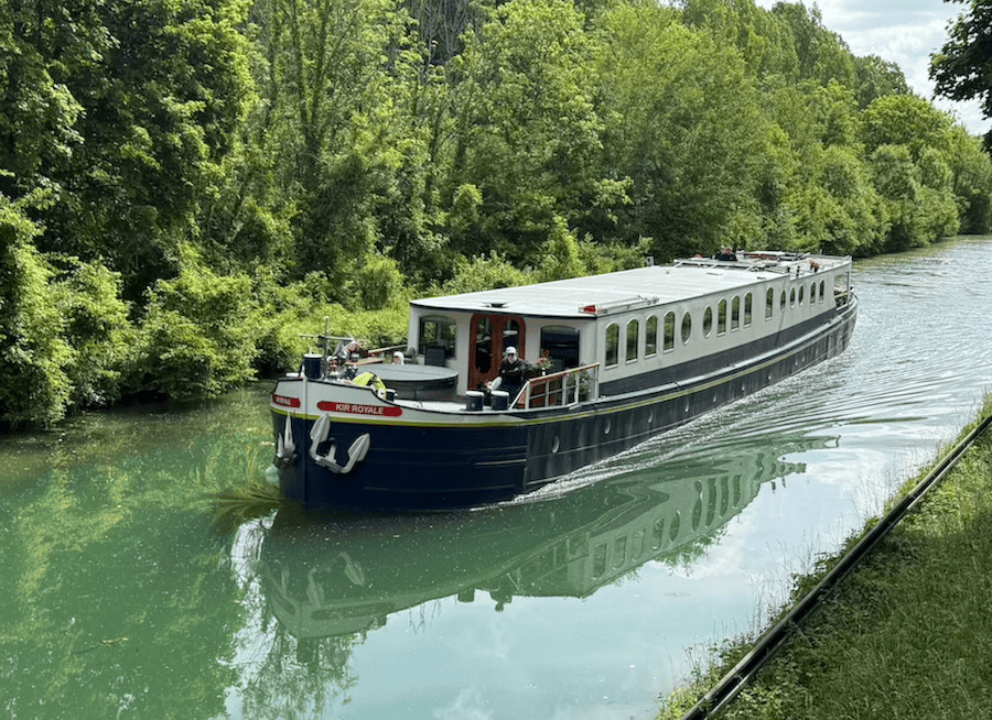 Marne Canal Barge Cruise Review of 8-pax Kir Royale
