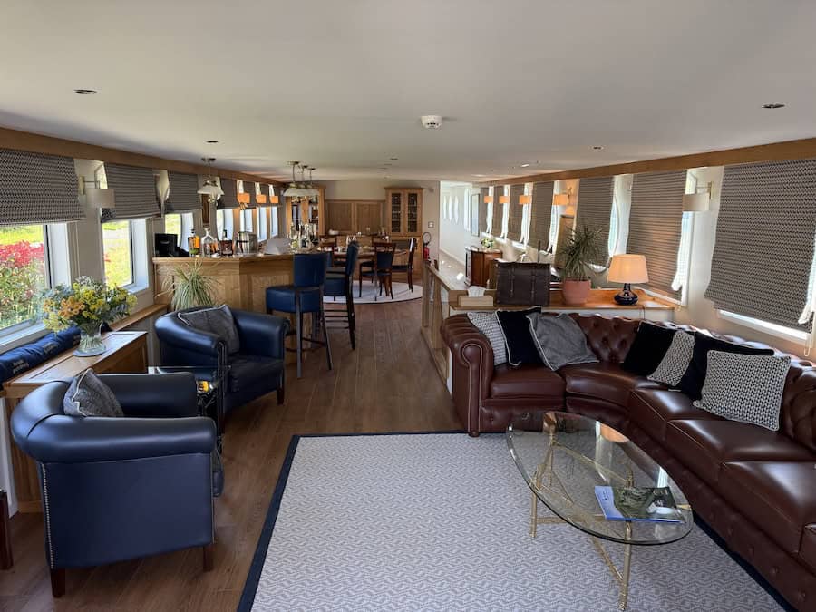 Kir Royale's lounge and dining area