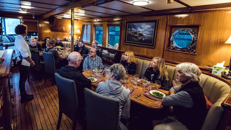 The Swell's dining area and indoor lounge