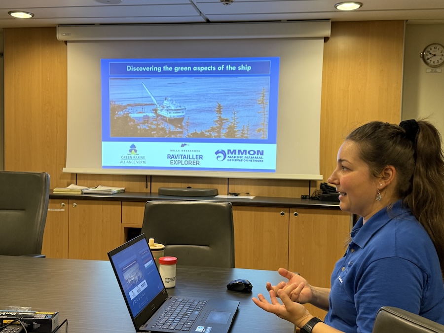 Bella Desgagnés cargo passenger cruises have both French and English daily talks