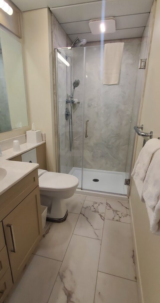 Complete Mississippi River Cruise (2026): A Review Of 21 Nights Aboard American Serenade 21 The Seldon's bathroom on Serenade