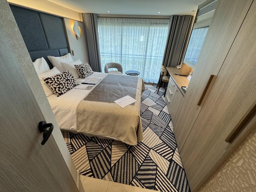 Here's a Viva Enjoy Standard Cabin 335. on a German, Dutch & Belgian Waterways cruise 