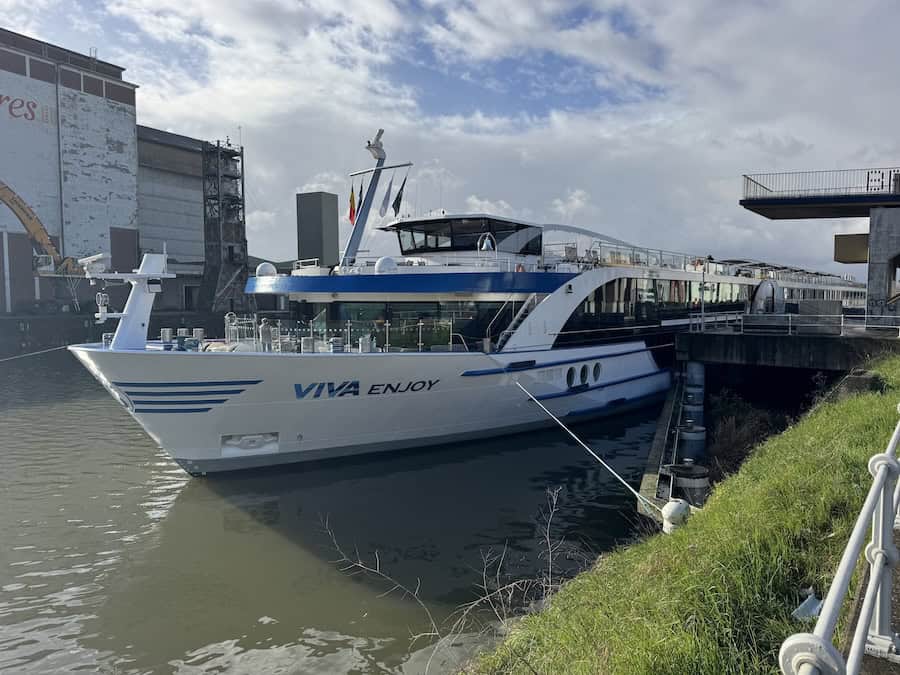 Visiting Brussels on a German, Dutch & Belgian Waterways Viva Enjoy cruise