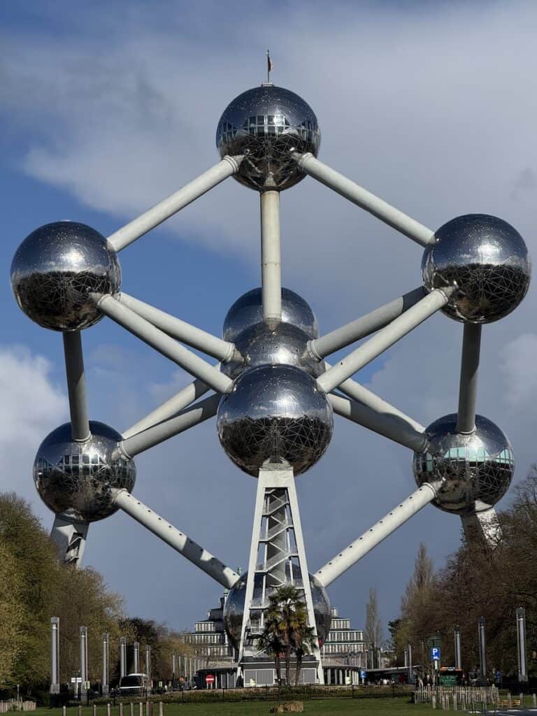 Seeing Belgium’s prime attractions. on a German, Dutch & Belgian Waterways cruise 