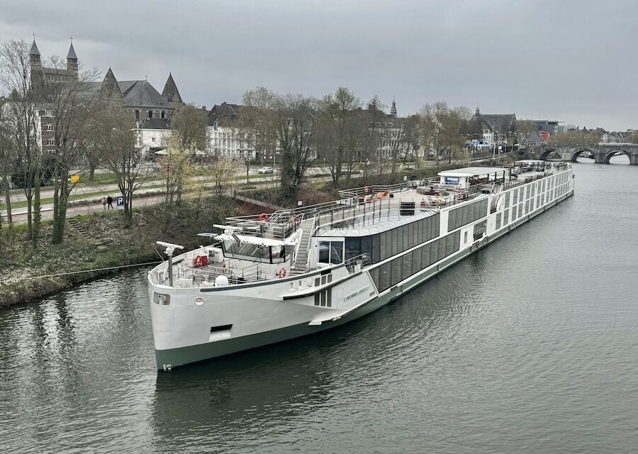 Holland & Belgium Riverside Cruise Aboard the 110-Passenger Debussy (2026 REVIEW): Luxuriating Through The Tulips