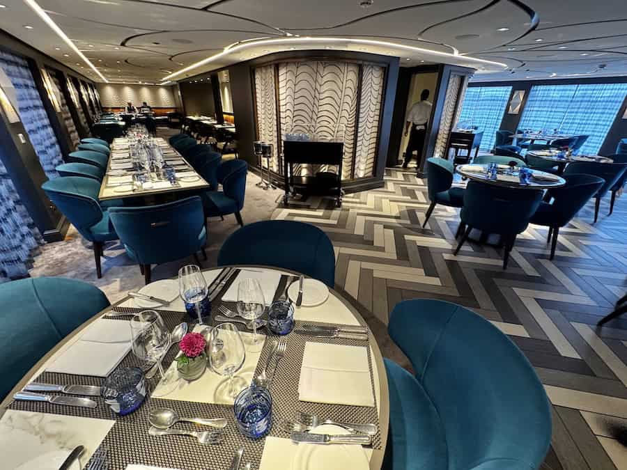 Holland & Belgium Riverside Cruise reviews covers the Waterside Restaurant 