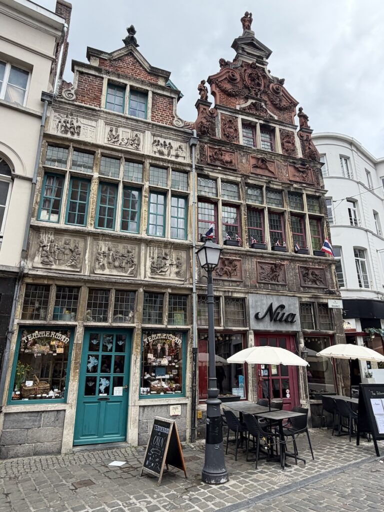 This French Barge Is Different (2026 REVIEW) — Choose The Savoir Vivre On The Burgundy Canal For The Cycling & Dinners Ashore 43 Ghent is a walking city.